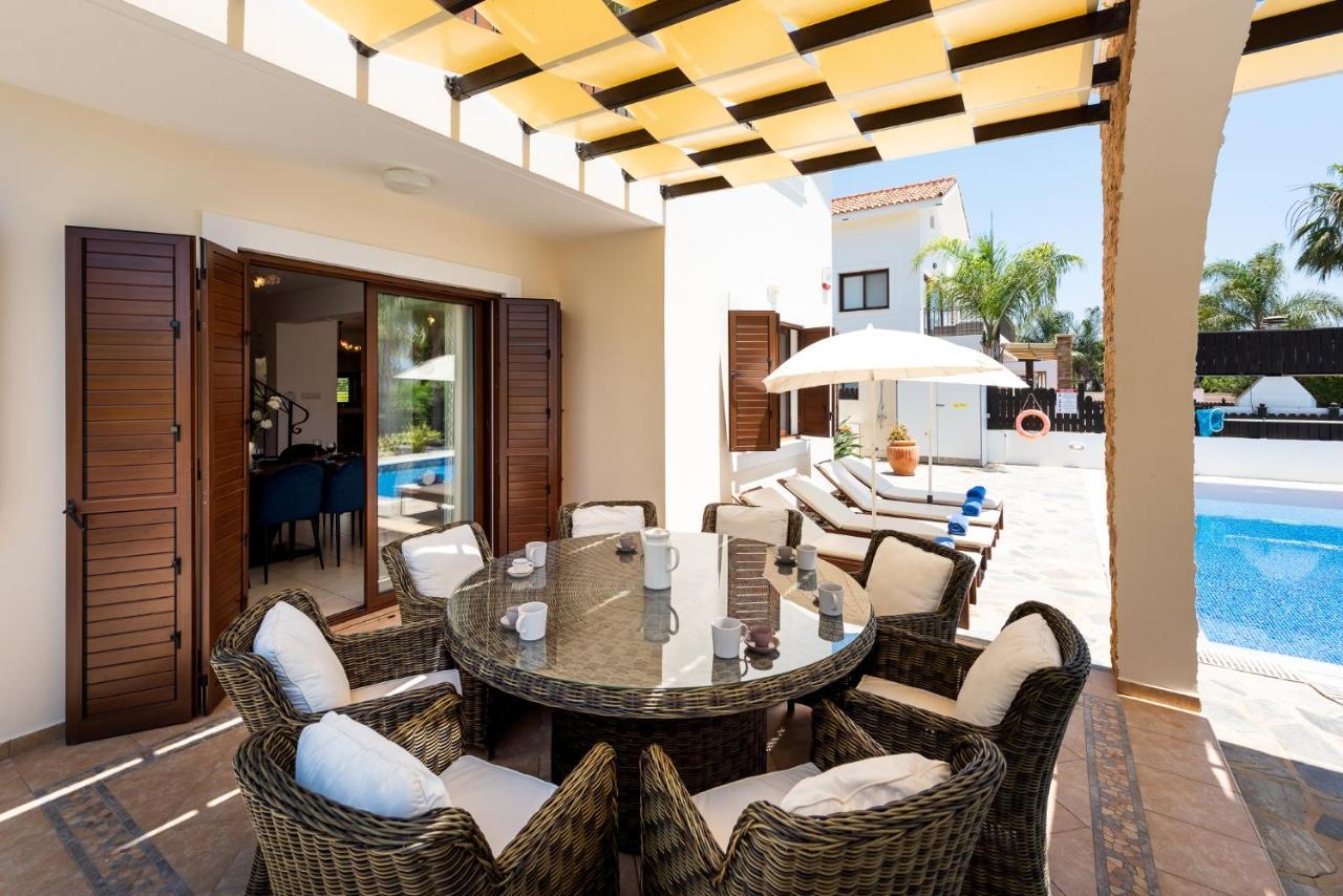 Sea Front Costa Blu By Ezoria Villas Ayia Napa Exterior foto