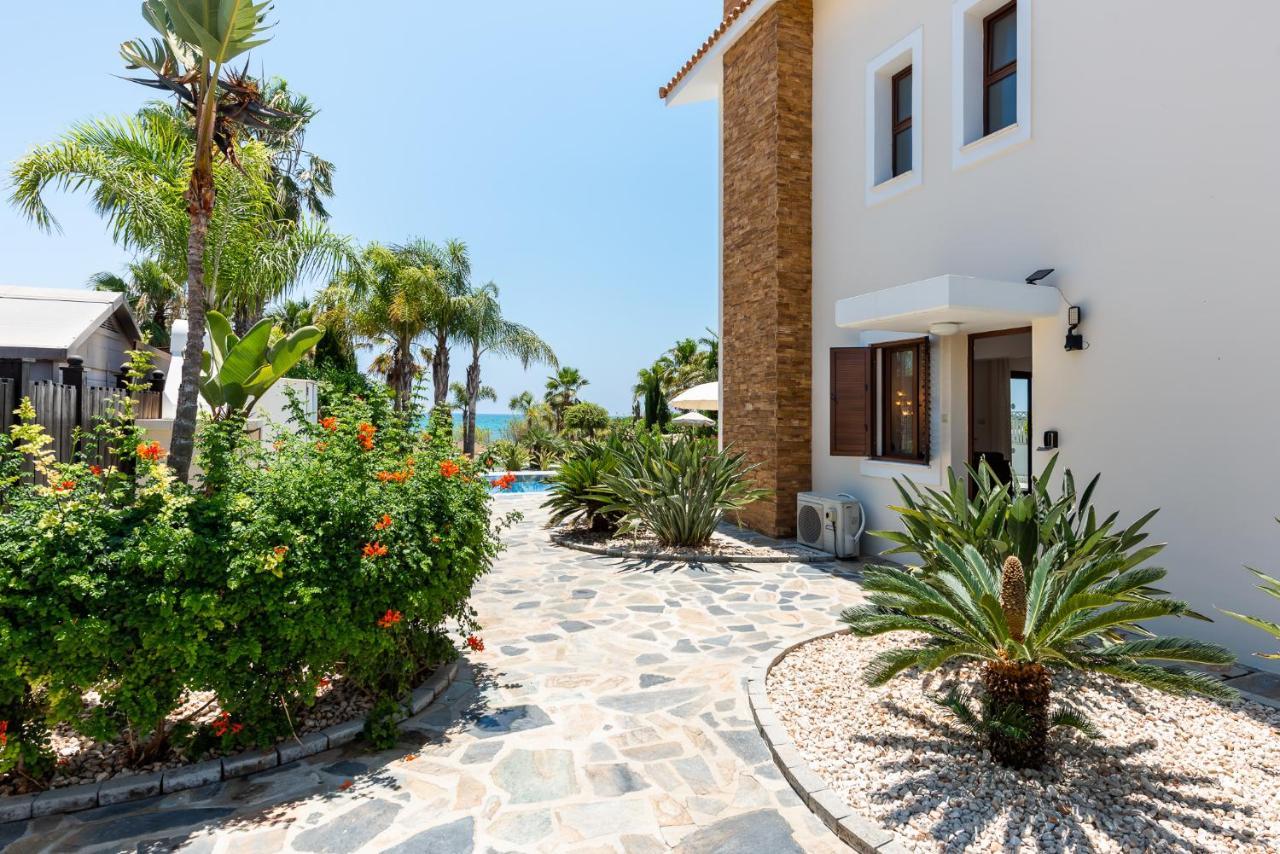 Sea Front Costa Blu By Ezoria Villas Ayia Napa Exterior foto